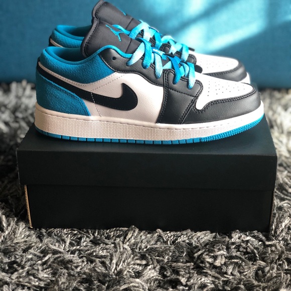 Jordan 1 Low Laser Blue - Picture 2 of 4